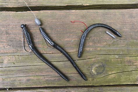 How to Rig a Plastic Worm: A Deep Dive into the Art of Fishing with Synthetic Lures